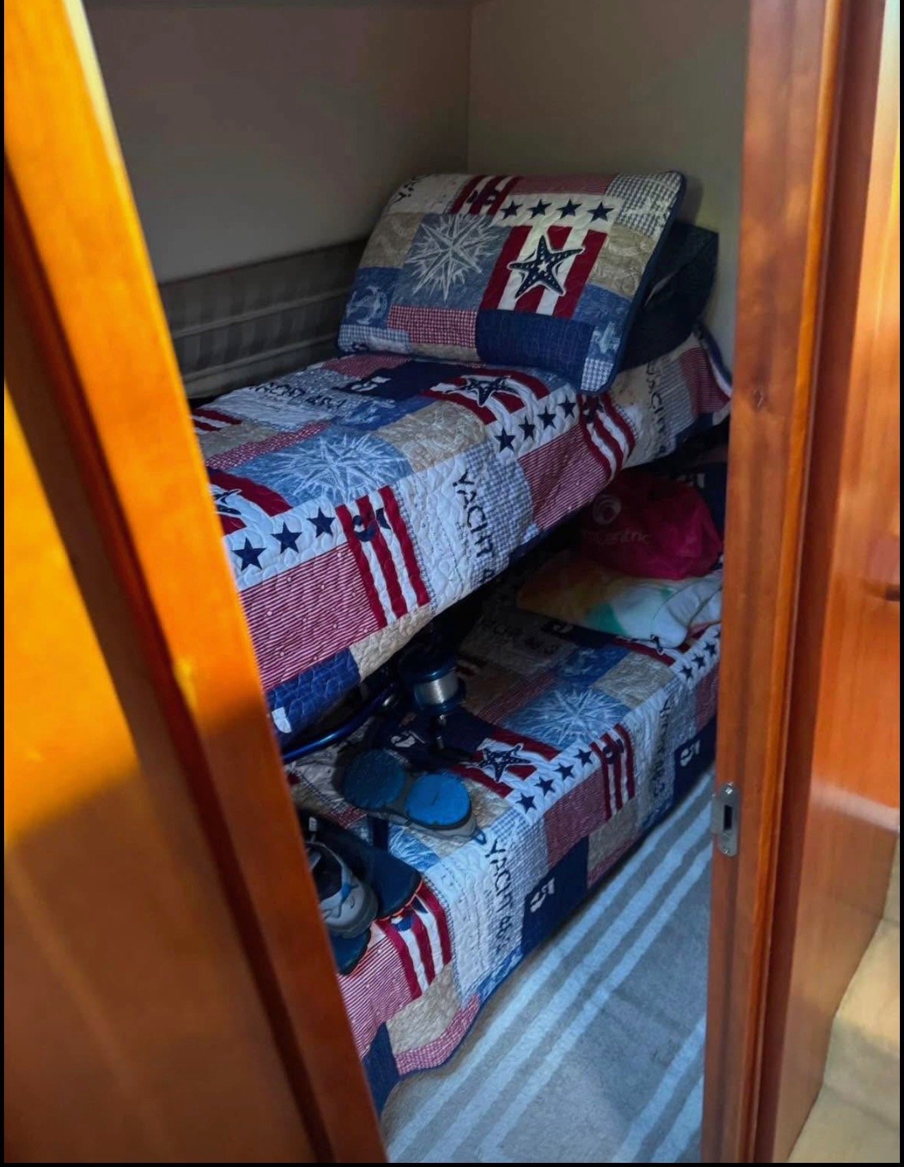 2002 Wellcraft 40 Rivera 400 Coastal thumbnail