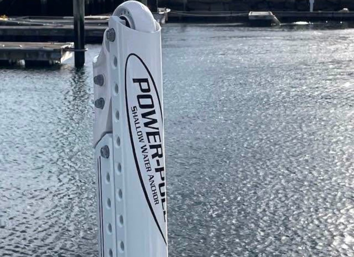 2018 Hell's Bay Estro Fighting Lady Yellow thumbnail