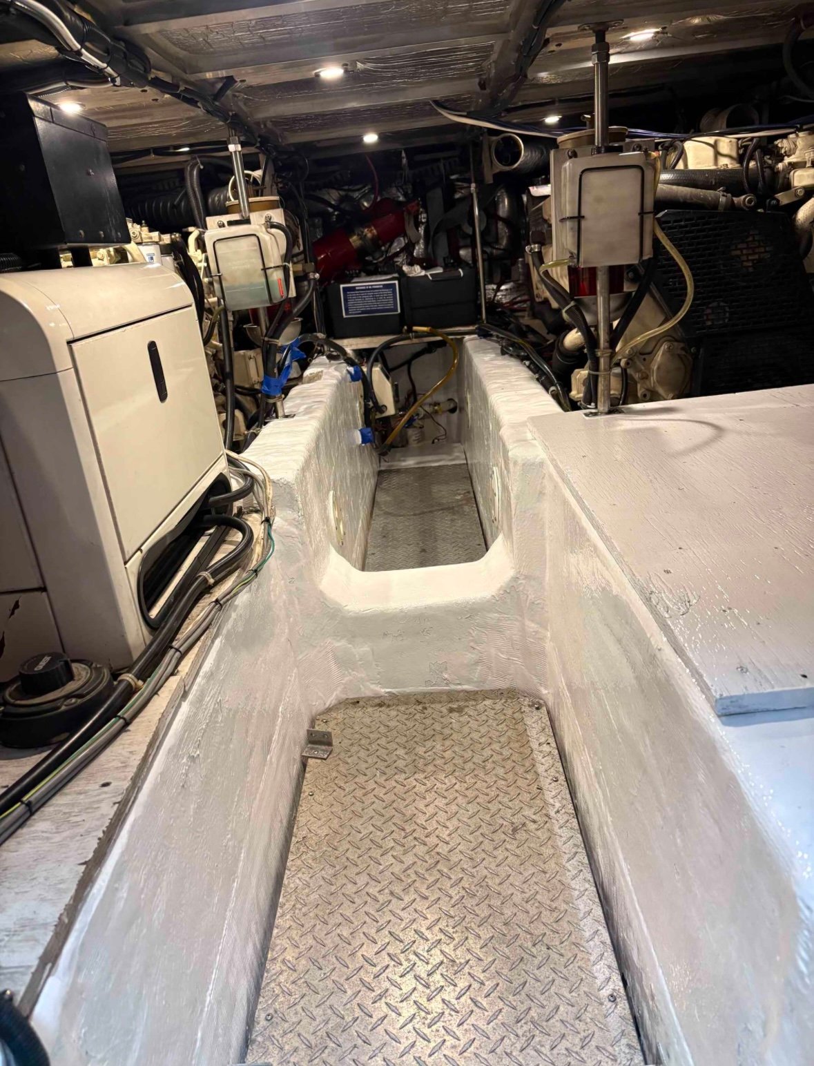 2000 Carver 504 thumbnail