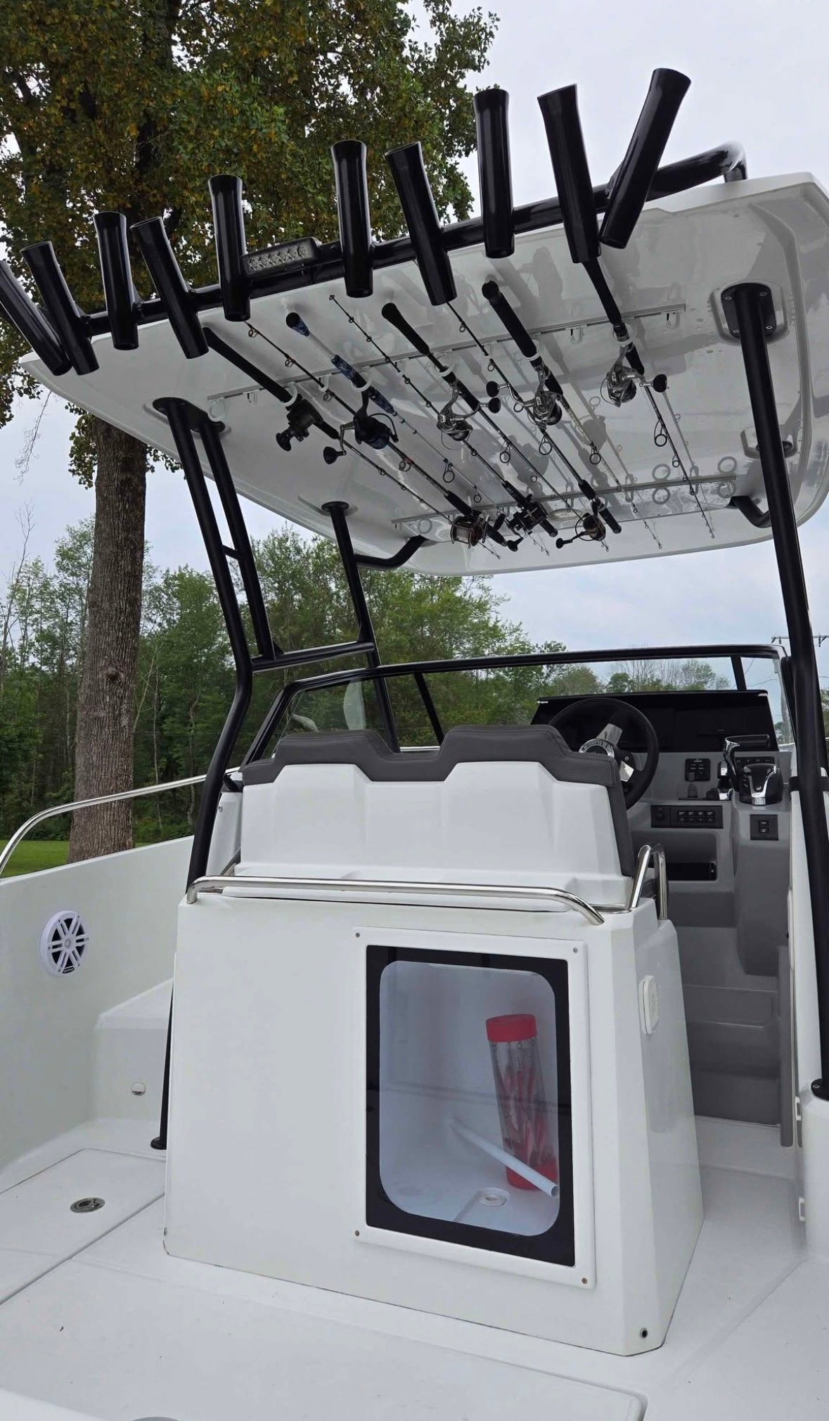 2022 Jeanneau Leader 7.5 thumbnail