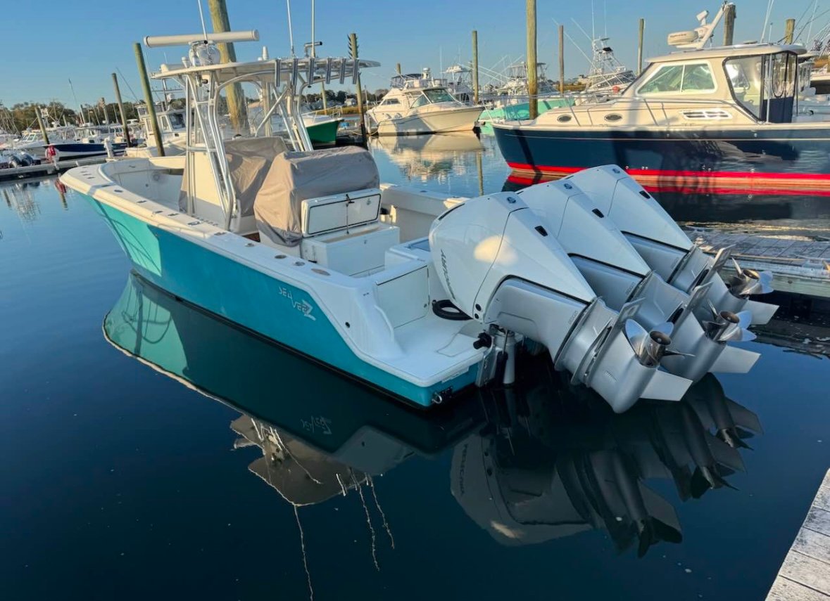 2016 SeaVee 340 thumbnail