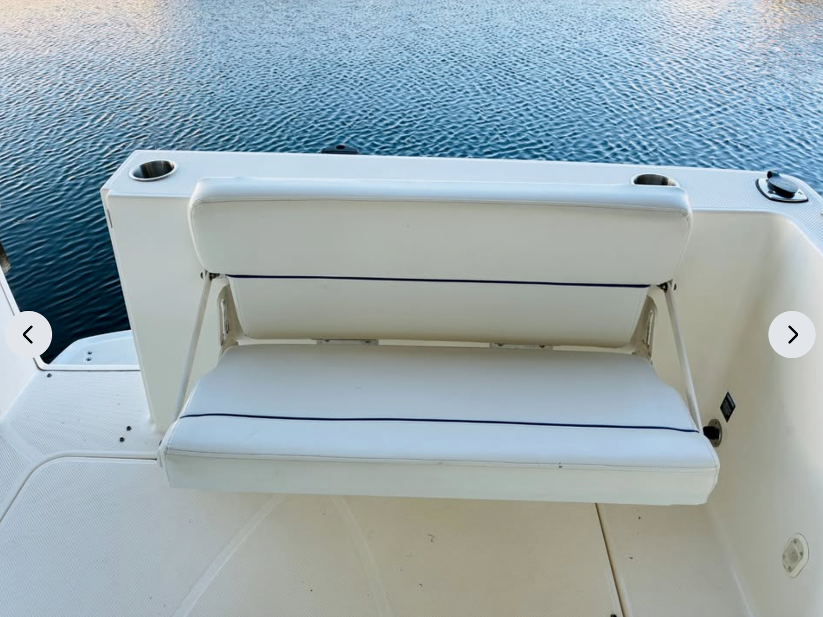 2007 Bayliner Discovery 246 thumbnail