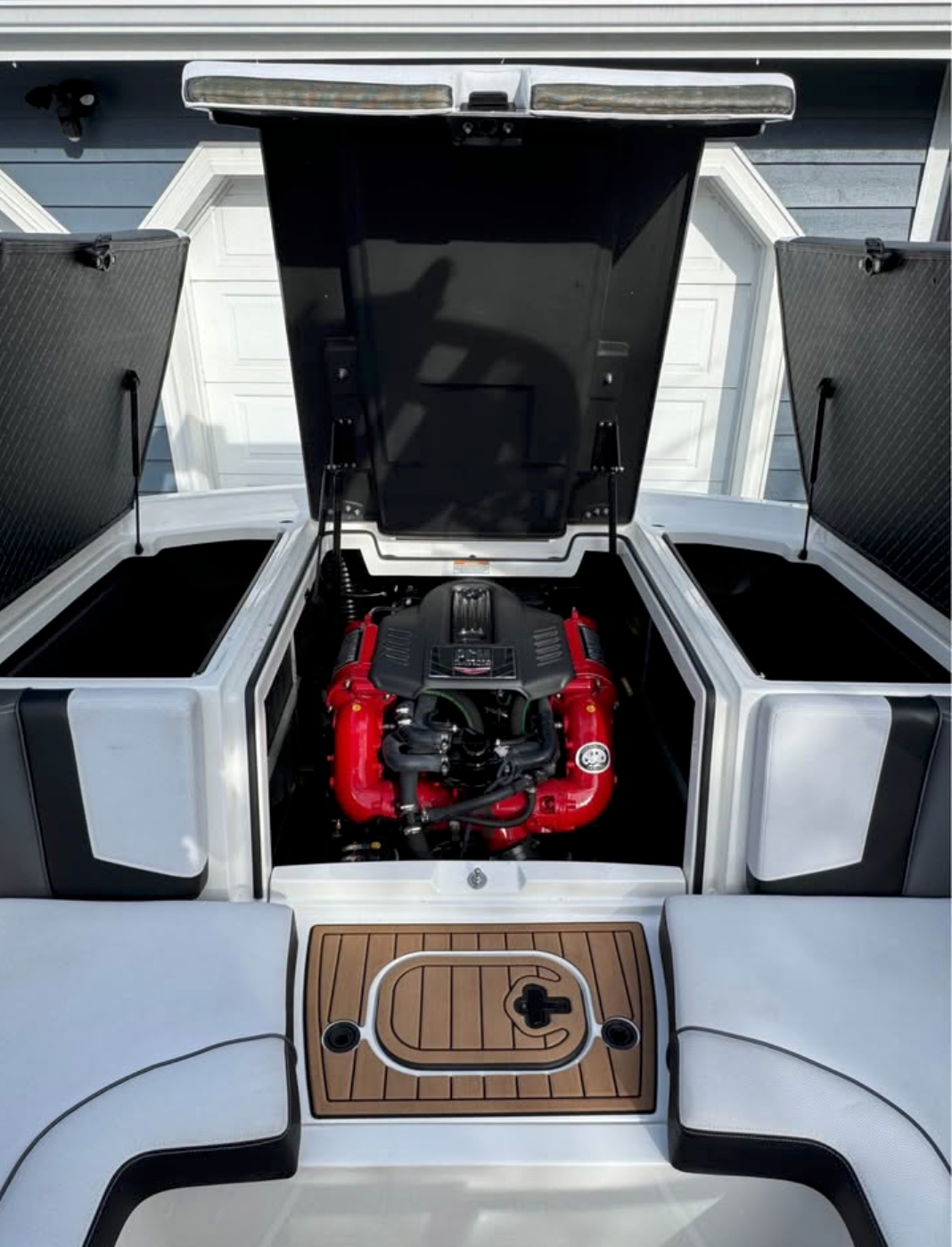 2018 Super Air Nautique Nautique 210 thumbnail